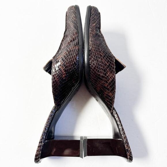 Via Spiga Snake Embossed Mule Heels Size 9.5M - Picture 5 of 10